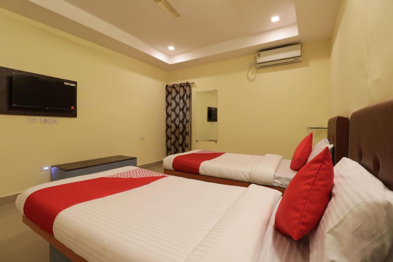 Oyo 29259 Hotel Rama Royal Nellore Extérieur photo