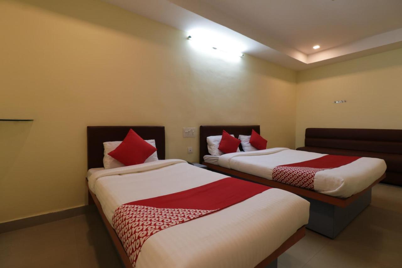 Oyo 29259 Hotel Rama Royal Nellore Extérieur photo