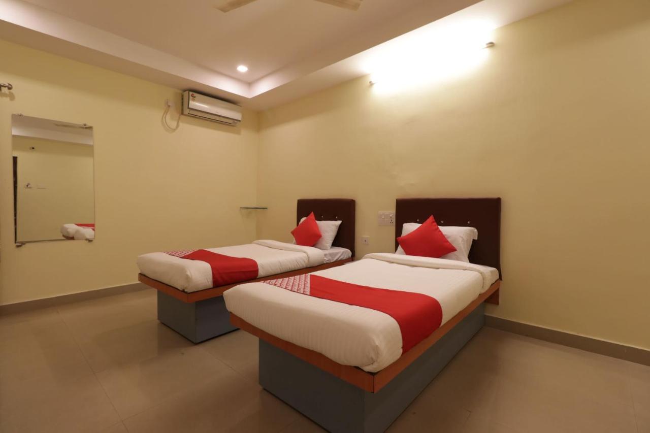 Oyo 29259 Hotel Rama Royal Nellore Extérieur photo