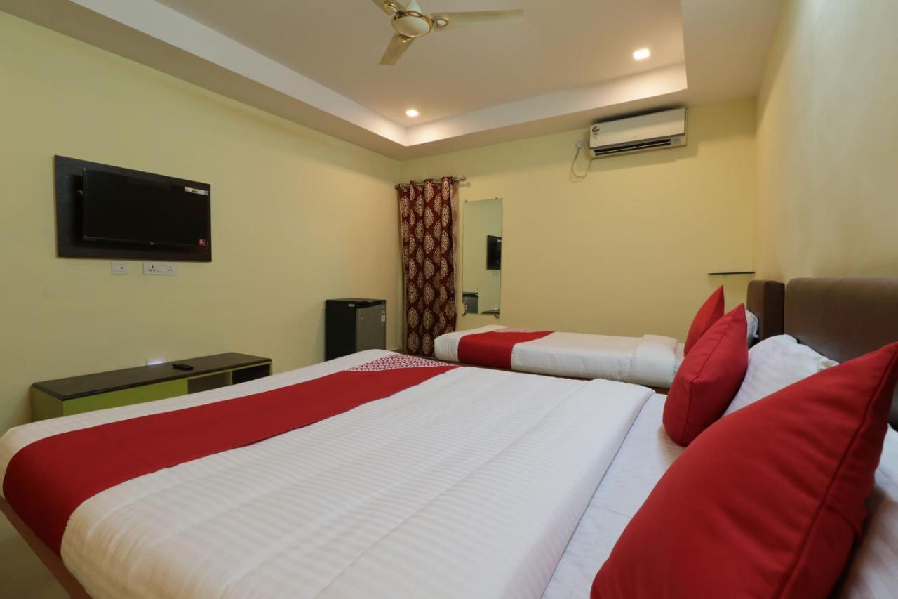 Oyo 29259 Hotel Rama Royal Nellore Extérieur photo